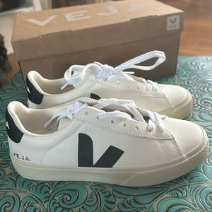 Veja Campos Chromefree Leather White Black Sneakers.